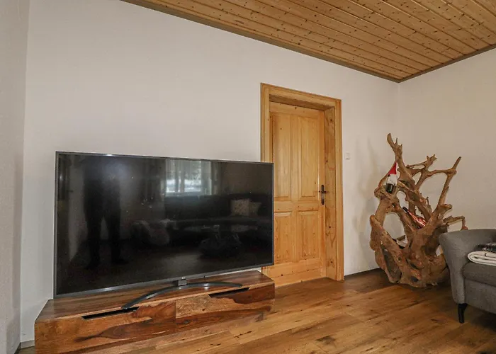 In Klaffer A H Prázdninový dům *