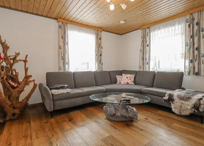 In Klaffer A H Prázdninový dům